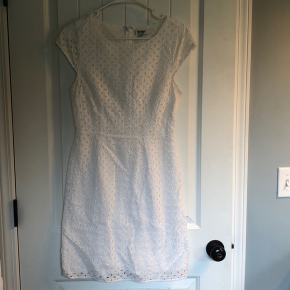 White eyelet dress old navy - Picture 1 of 4